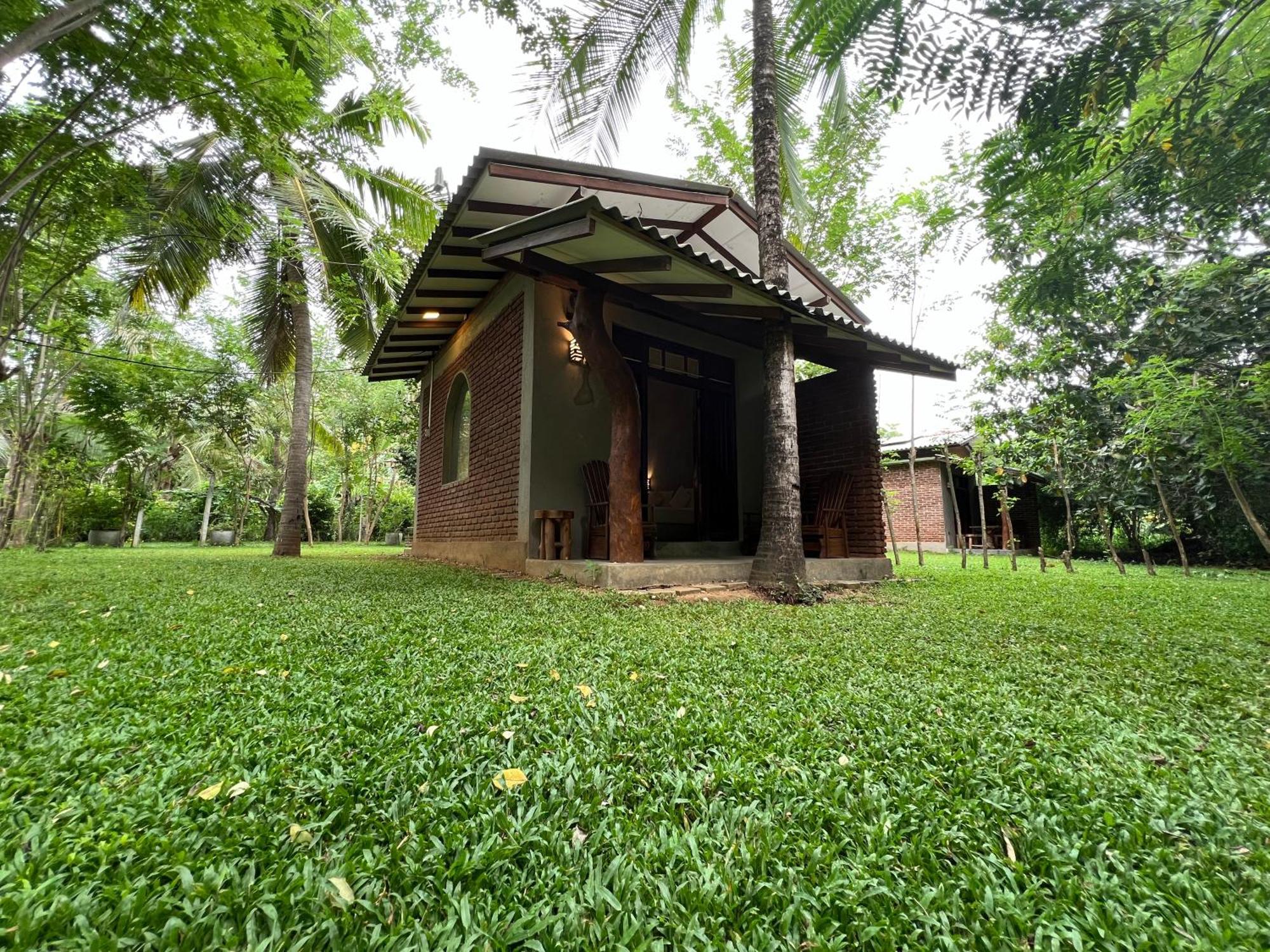 Sayon River Cottage & Eco Garden Monaragala Ngoại thất bức ảnh